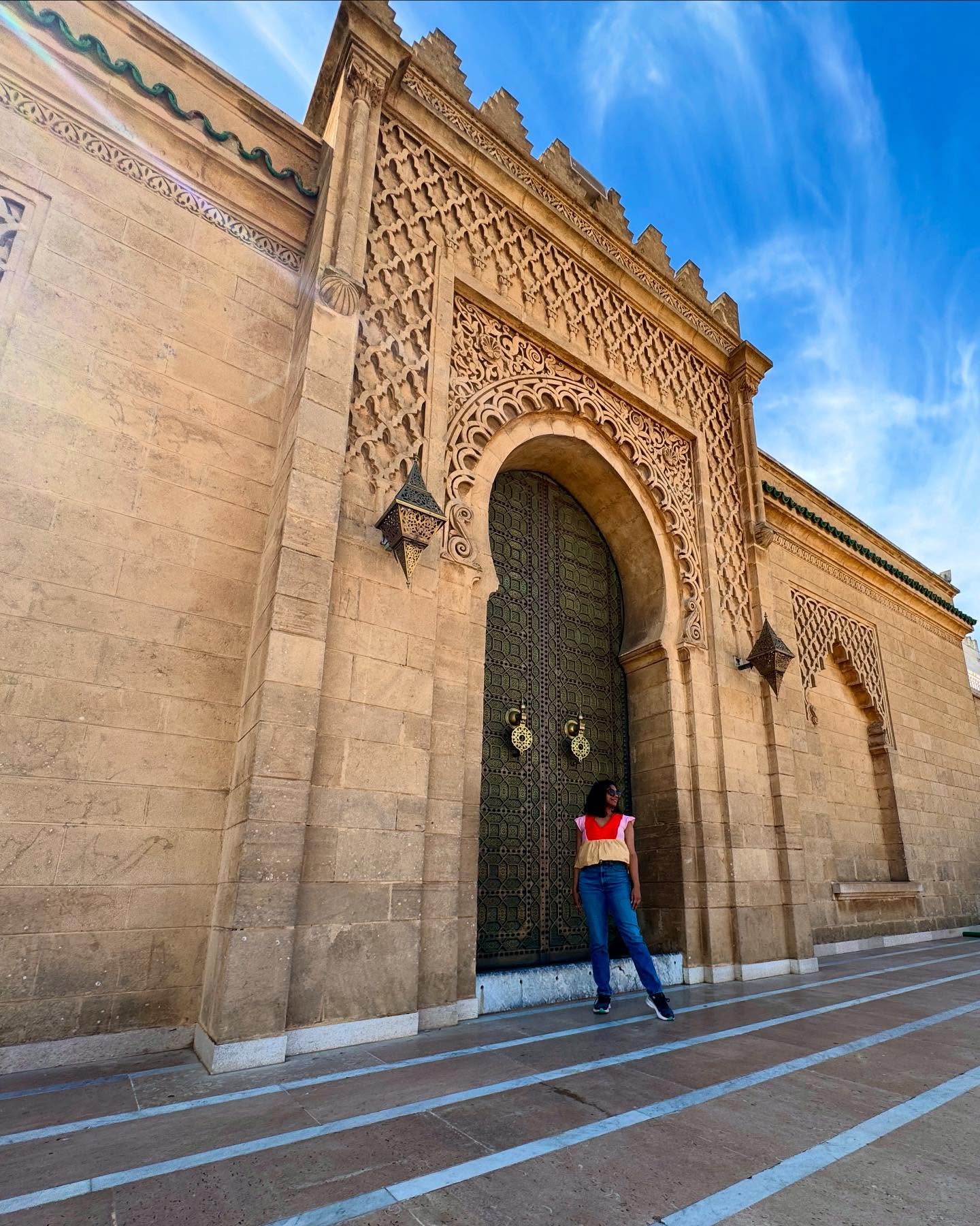 RABAT • MOROCCO 
.
.
.
#beyondpages #morocco #rabatmorocco #mausoleummohammedv #travel #traveldiaries #desigirl #southasian #indian #desigirlstravel #brasswork #woodcarving